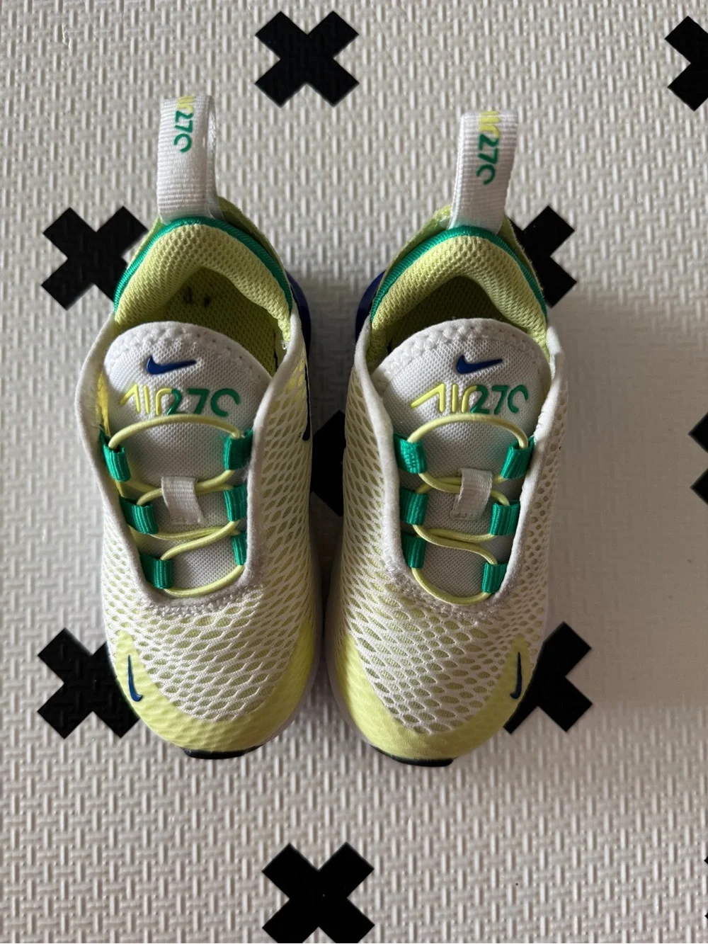 Nike toddler Air Max 270 (air7C) Mesh Sneakers in Yellow Blue White size 7C